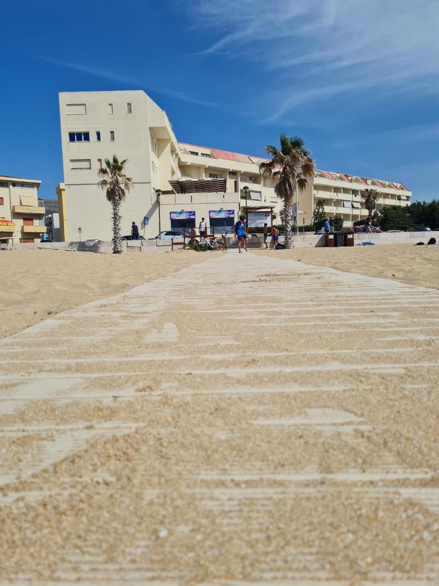 A Casa Di Rosa,Fronte Spiaggia, Piscina,Parcheggio Trapani Esterno foto